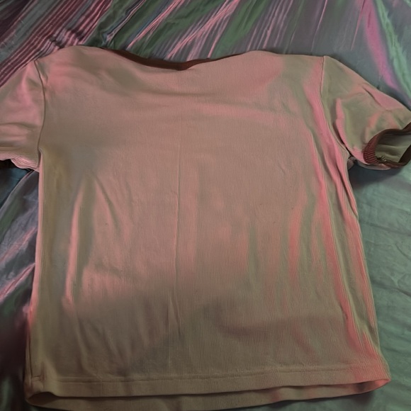 brand is dazy, size small, tan color with brown details - Picture 2 of 2